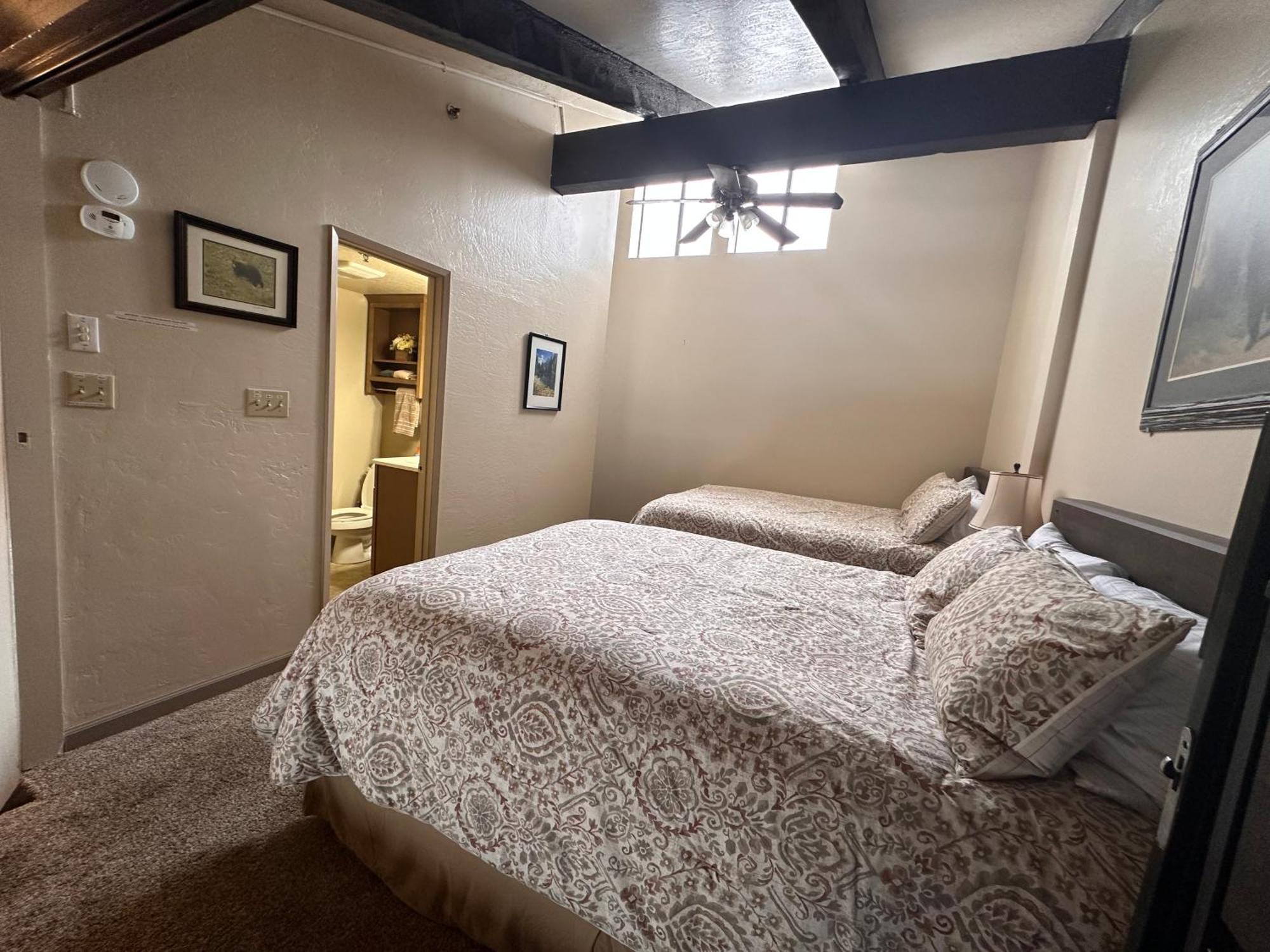 Yosemite Condominium Loft Unit -B202 Yosemite West Buitenkant foto